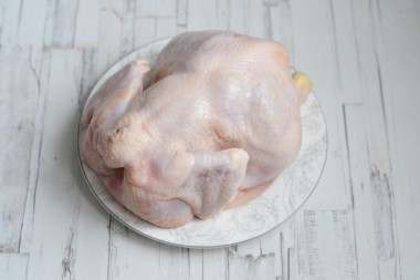 Хрустящая курица на соли запеченная в духовке целиком